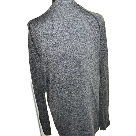 Russell Shirt Men's Medium Training Fit Pull Over 3 Button‎ Long Sleeve - Picture 2 of 8
